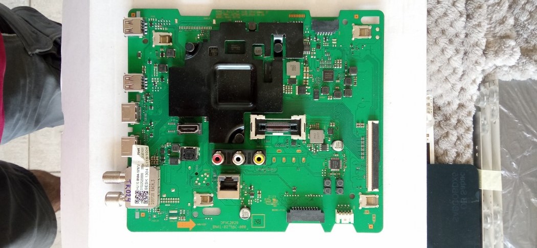 TK024 SAMSUNG UE50TU8070U MAIN BN41-02756C BN94-15767J CC500PV6D